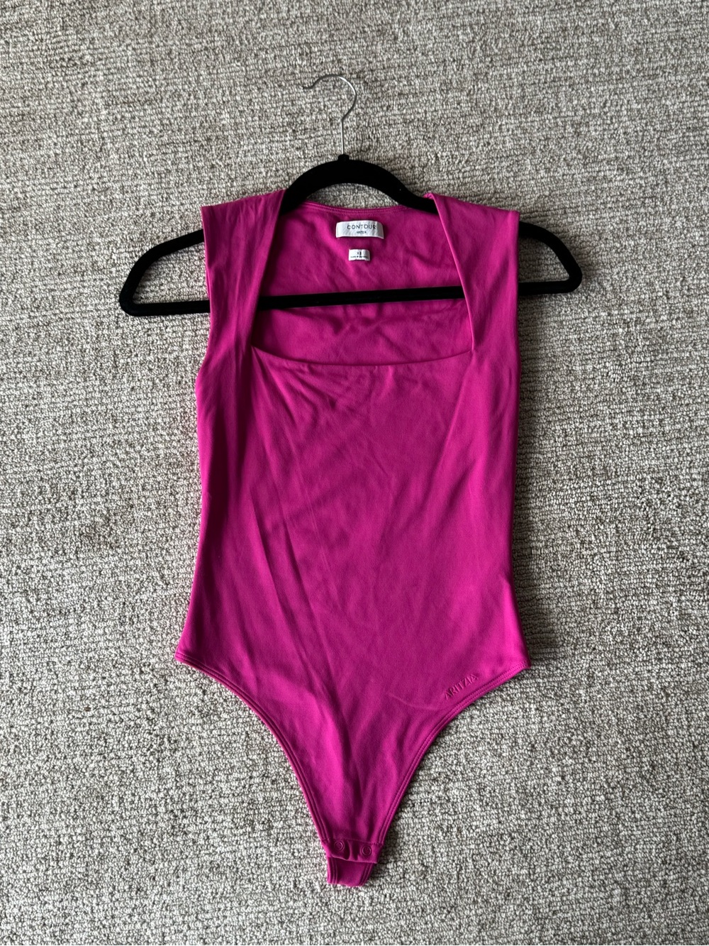 Aritzia Esteem Contour Square Neck Bodysuit